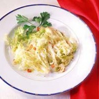 Острая закуска из зеленого салата Острая закуска из зеленого салата